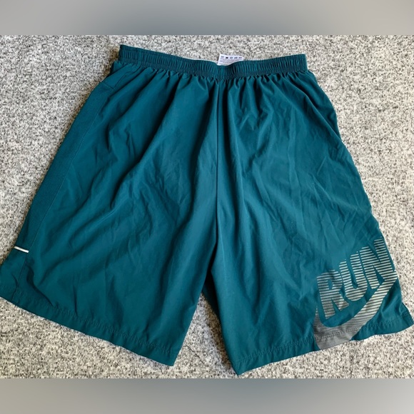 NIKE RUN LOGO MENS TEAL TRAINING SHORTS - SIZE MEDIUM - RUNNING SHORT ACTIVEWEAR - Picture 9 of 10